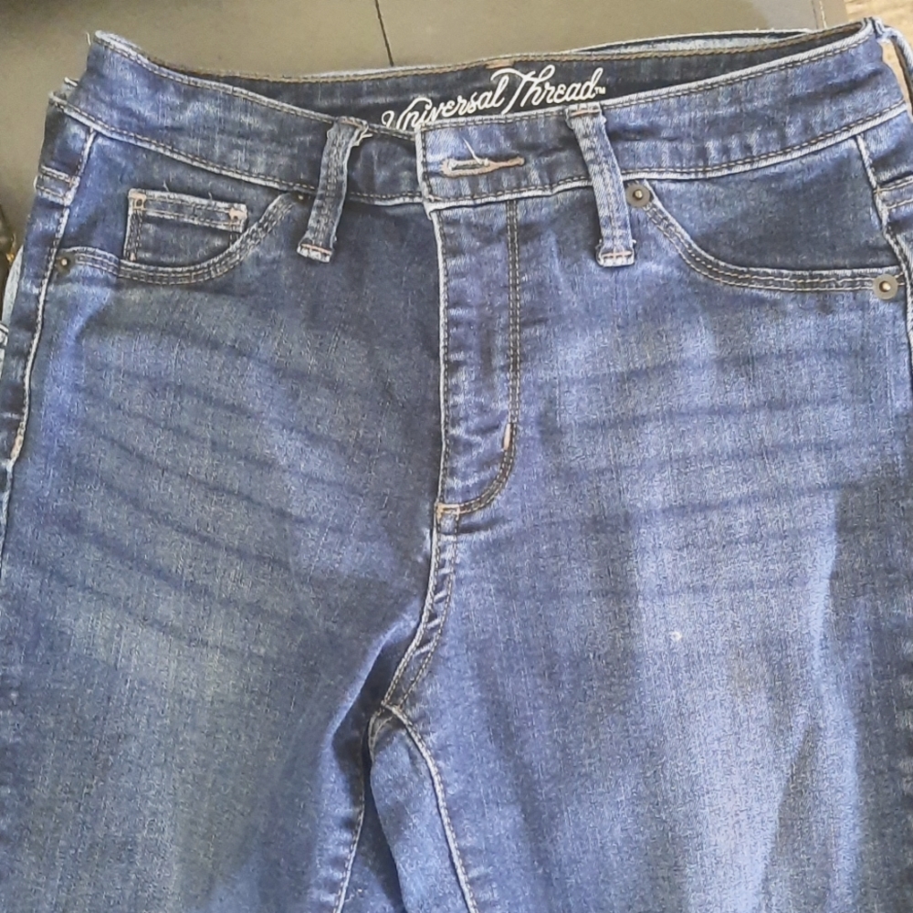 Universal thread jeggings